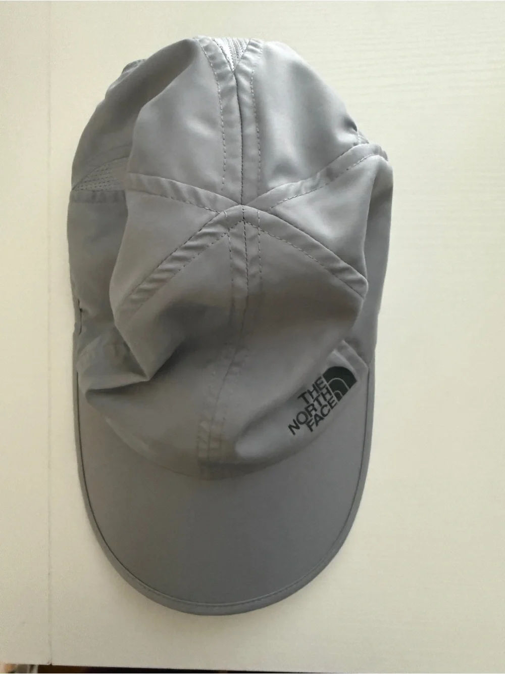 The North Face Light Gray Men's Performance Cap